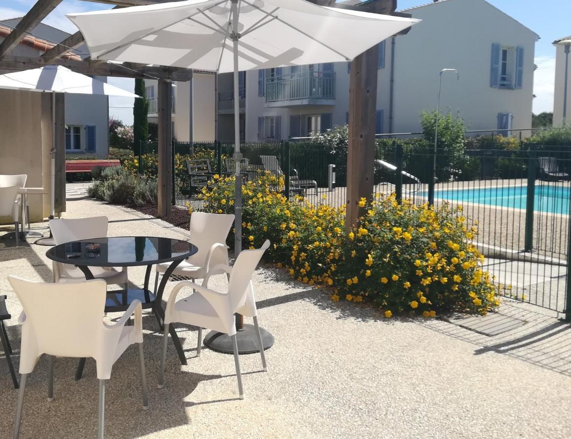 Residence Services Les Essentielles Sainte Soulle エクステリア 写真